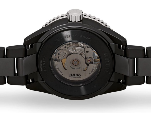 Rado Captain Cook High-Tech Ceramic : une sportive moderne et efficace Rado Captain Cook High-Tech Ceramic : une sportive moderne et efficace