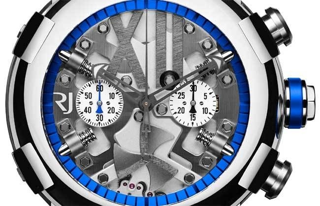 Romain Jerome Steampunk Chrono : de la couleur et des boutons de manchette assortis Romain Jerome Steampunk Chrono : de la couleur et des boutons de manchette assortis