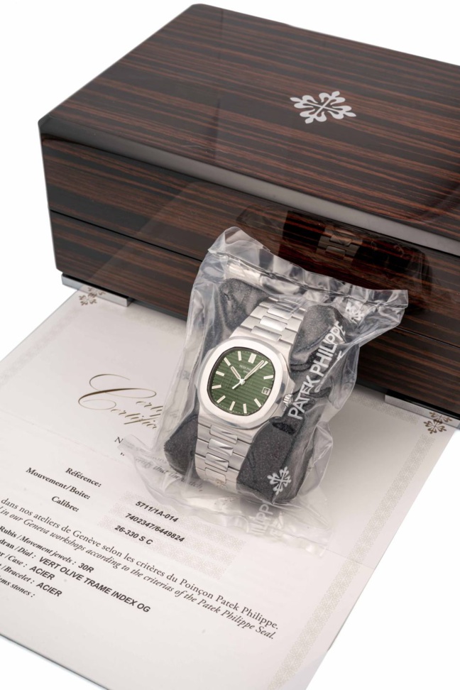 Antiquorum : mise en vente d'une Nautilus en acier cadran vert....