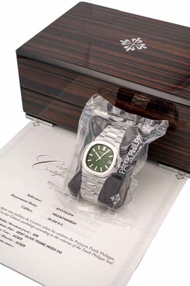 Antiquorum : mise en vente d'une Nautilus en acier cadran vert.... Antiquorum : mise en vente d'une Nautilus en acier cadran vert....