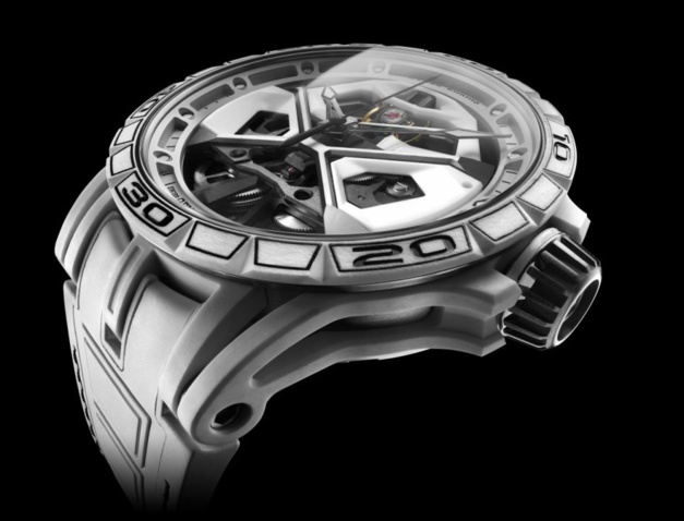 Roger Dubuis Excalibur Spider Huracan : blancheur froide