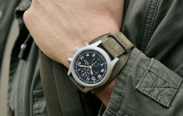 Hamilton : quand la Khaki Field se fait chrono et renforce son look militaire