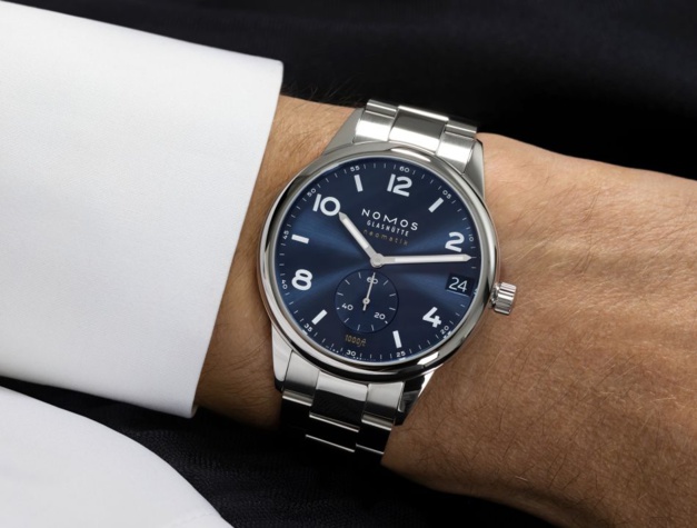 Nomos Club Sport Neomatik 42 Nomos Club Sport Neomatik 42