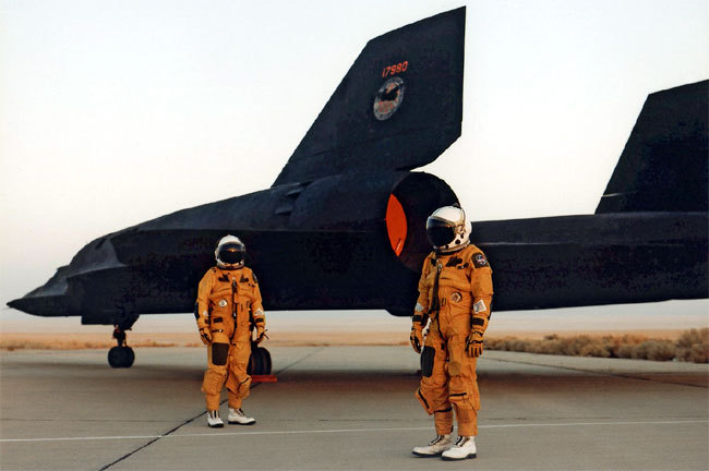 Lockheed SR-71 « Blackbird ». Lockheed SR-71 « Blackbird ».