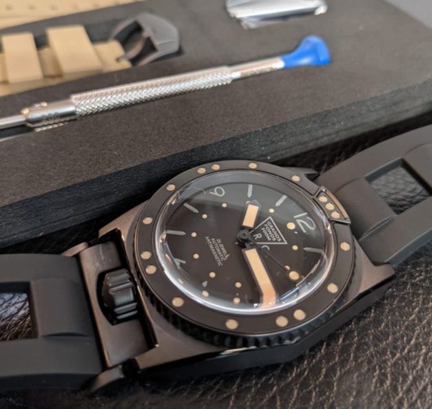 ZRC : édition limitée à 8 exemplaires pour Emile Leon ZRC : édition limitée à 8 exemplaires pour Emile Leon