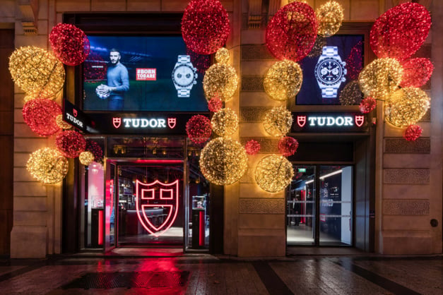 Tudor s'offre un pop-up store sur les Champs-Elysées Tudor s'offre un pop-up store sur les Champs-Elysées