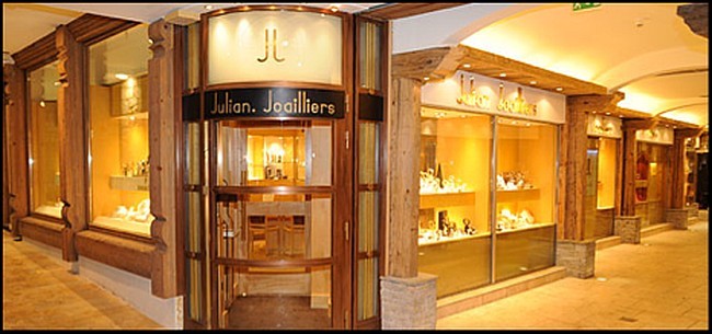 Carl F. Bucherer prend ses quartiers d’hiver chez Julian Courchevel