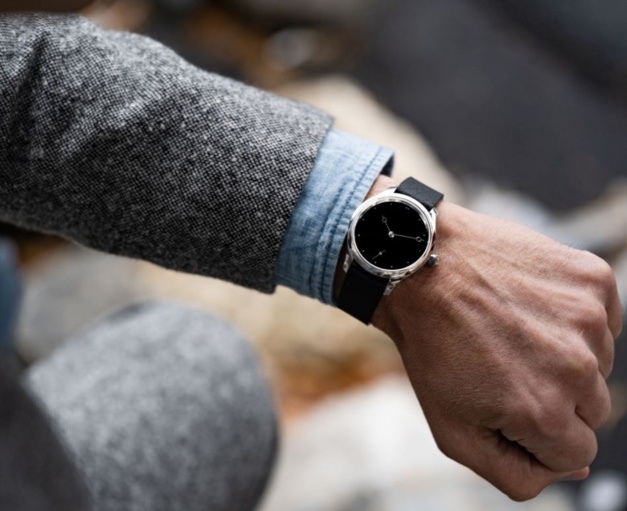 Moser Endeavour Small Seconds Total Eclipse : splendide édition spéciale The Armoury Moser Endeavour Small Seconds Total Eclipse : splendide édition spéciale The Armoury