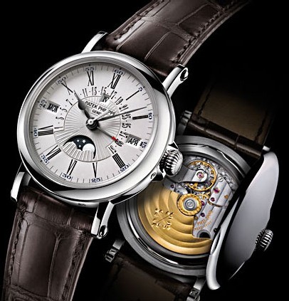 Patek Philippe décline son Quantième Perpétuel avec date rétrograde et boîtier Officier dans une nouvelle taille Patek Philippe décline son Quantième Perpétuel avec date rétrograde et boîtier Officier dans une nouvelle taille