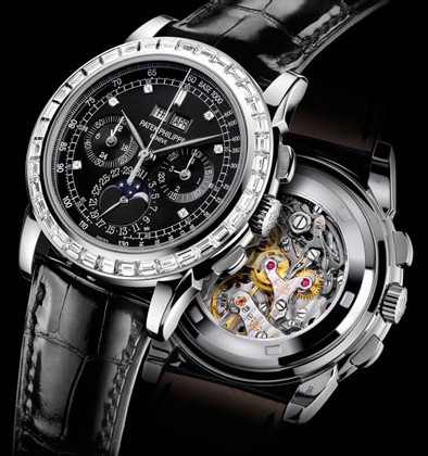 Patek Philippe orne de diamants son Chronographe à roue à colonnes avec quantième perpétuel Patek Philippe orne de diamants son Chronographe à roue à colonnes avec quantième perpétuel
