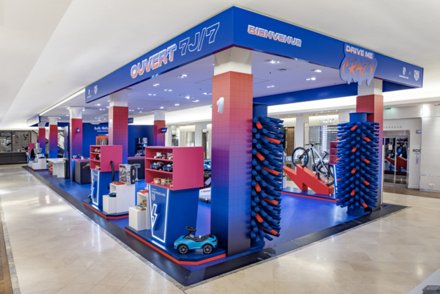 Drive me crazy : Porsche et TAG Heuer au Bon Marché jusqu'au 24 avril 2022 Drive me crazy : Porsche et TAG Heuer au Bon Marché jusqu'au 24 avril 2022