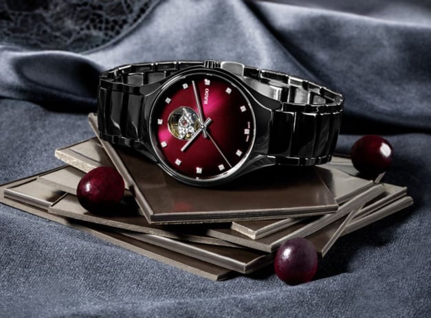 Rado True Secret : mise sur le rouge Rado True Secret : mise sur le rouge