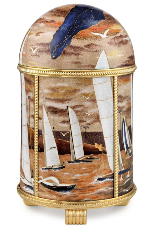 Patek Philippe Pendulette Dôme "Bol d'Or" en émail cloisonné et paillonné Patek Philippe Pendulette Dôme "Bol d'Or" en émail cloisonné et paillonné