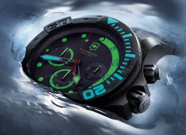 Victorinox Swiss Army Dive Master 500 en titane