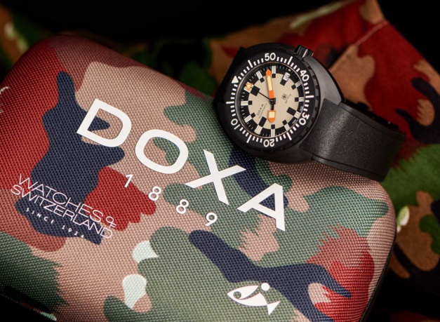 Doxa Army : Doxa enfile son treillis Doxa Army : Doxa enfile son treillis