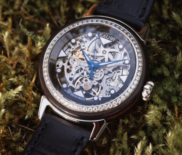 Kauri Duo : suite logique pour cette montre en bois 95% "swiss made" Kauri Duo : suite logique pour cette montre en bois 95% "swiss made"