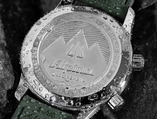 Alpina Seastrong Diver 300 Heritage : cadran vert foncé pour eaux profondes Alpina Seastrong Diver 300 Heritage : cadran vert foncé pour eaux profondes