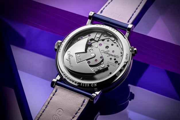 Breguet Tradition Quantième Rétrograde 7597 Monochrome royal Breguet Tradition Quantième Rétrograde 7597 Monochrome royal