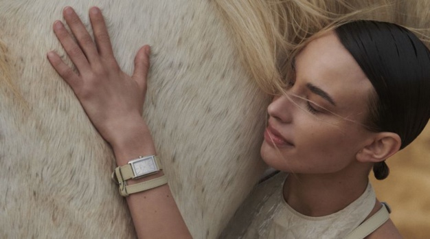 Longines Dolcevita x Yvy : des bracelets d'inspiration équestre
