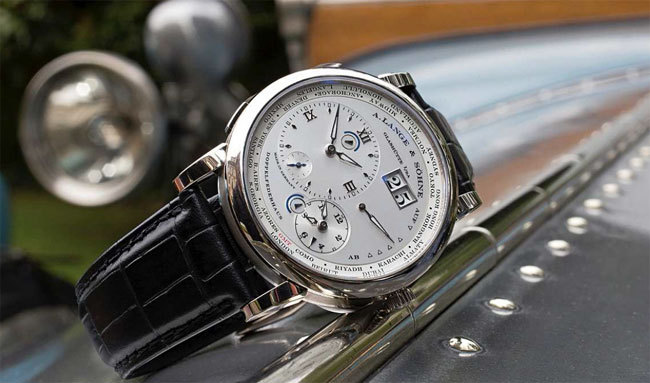 Lange 1 Fuseaux Horaires « Como Edition » Lange 1 Fuseaux Horaires « Como Edition »