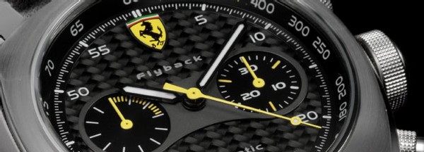 La collection Ferrari Scuderia d’Officine Panerai arbore fièrement l’écusson au cheval cabré