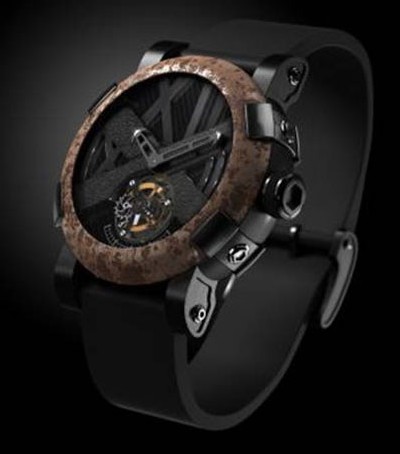 Bush portait-il une montre « Titanic-DNA » lors de son voyage officiel en Albanie ? Bush portait-il une montre « Titanic-DNA » lors de son voyage officiel en Albanie ?