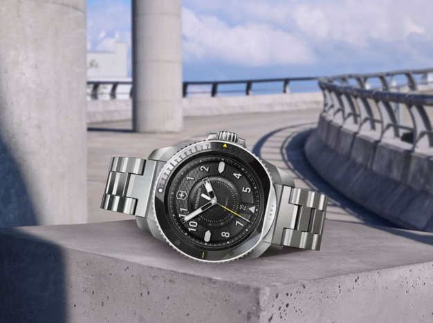 Victorinox Journey 1884 Victorinox Journey 1884