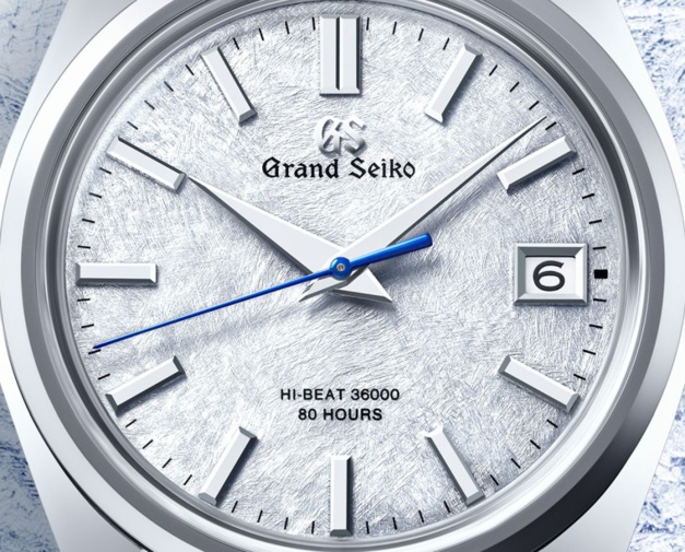 Grand Seiko : une très belle 44GS avec cadran bleu à l'aspect "neige" entre en collection