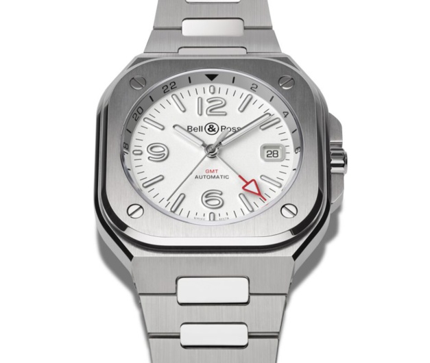 Bell & Ross BR 05 GMT : cadran blanc opalin pour voyages au long cours Bell & Ross BR 05 GMT : cadran blanc opalin pour voyages au long cours