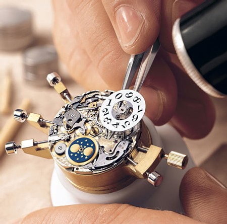A. Lange et Söhne : un Phénix renaît de ses cendres pour produire… les meilleures montres du monde