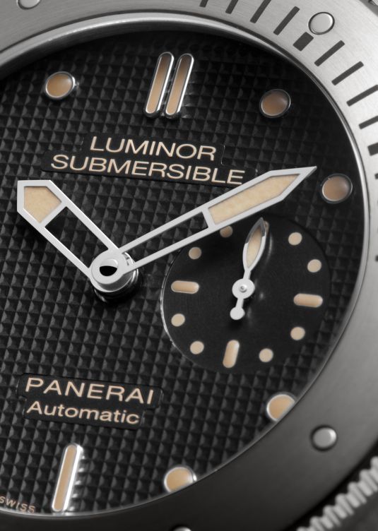 Panerai Luminor Submersible 1950 Left-handed titane 47 mm : mille exemplaires