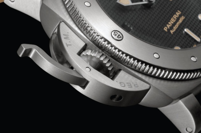 Panerai Luminor Submersible 1950 Left-handed titane 47 mm : mille exemplaires