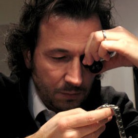L’Atelier de Pierre : des montres d’occasion en plein centre de Luxembourg mais également sur Internet L’Atelier de Pierre : des montres d’occasion en plein centre de Luxembourg mais également sur Internet