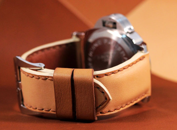 bracelet en veau Barenia par Atelier Thibot bracelet en veau Barenia par Atelier Thibot