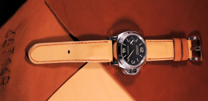 bracelet en veau Barenia par Atelier Thibot bracelet en veau Barenia par Atelier Thibot