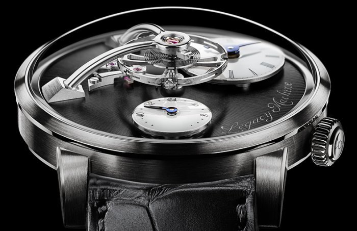 MB&F Legacy Machine 101 : et au centre trône le balancier… MB&F Legacy Machine 101 : et au centre trône le balancier…