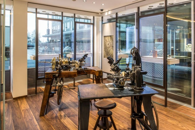Tout l'art du guillochage selon Breguet Tout l'art du guillochage selon Breguet