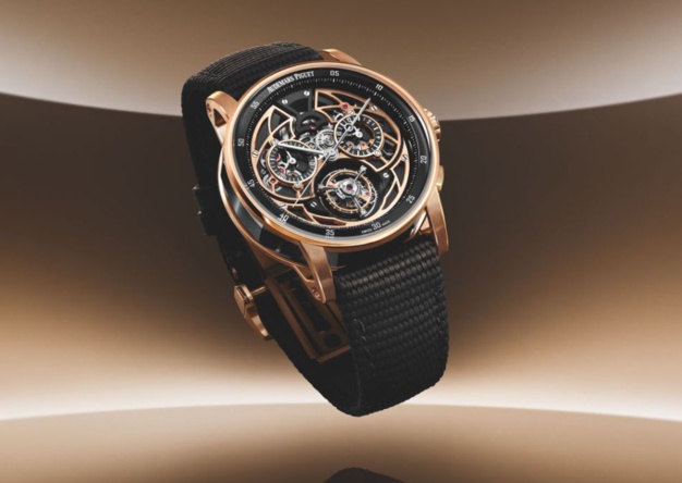 Audemars Piguet Code 11.59 Tourbillon Volant Chronographe automatique : céramique noire et or rose Audemars Piguet Code 11.59 Tourbillon Volant Chronographe automatique : céramique noire et or rose
