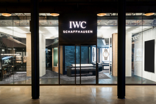 Londres : IWC, ouvre une nouvelle boutique dans la célèbre centrale électrique de Battersea