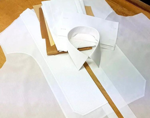 Les chemises du Nouvel An par Aelys Iroise Les chemises du Nouvel An par Aelys Iroise