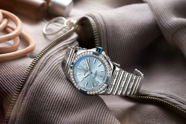 Breitling Super Chronomat Automatic 38 : une montre très féminine et sportive à la fois Breitling Super Chronomat Automatic 38 : une montre très féminine et sportive à la fois