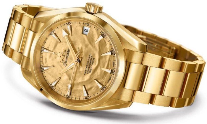 Omega Seamaster Aqua Terra : une pièce unique en or pour célébrer le 50ème anniversaire de Goldfinger