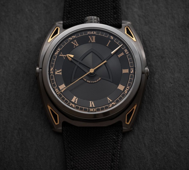 De Bethune DB27 Titan Hawk JPS : hommage aux bolides JPS des années 70 De Bethune DB27 Titan Hawk JPS : hommage aux bolides JPS des années 70