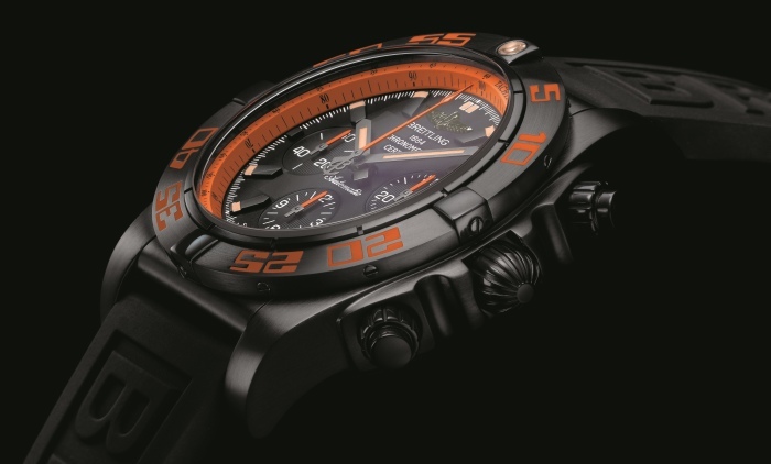 Breitling Chronomat 44 Raven Breitling Chronomat 44 Raven