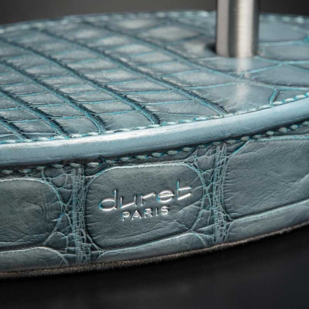 Duret Paris : de très luxueux supports de montre en crocodile Duret Paris : de très luxueux supports de montre en crocodile