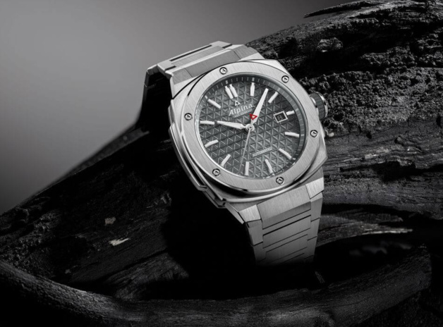 Alpiner Extreme : elle arrive -enfin- sur bracelet acier Alpiner Extreme : elle arrive -enfin- sur bracelet acier