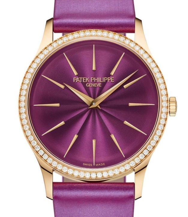 Une Patek Philippe Calatrava en or rose extra-plate pour vous, mesdames Une Patek Philippe Calatrava en or rose extra-plate pour vous, mesdames