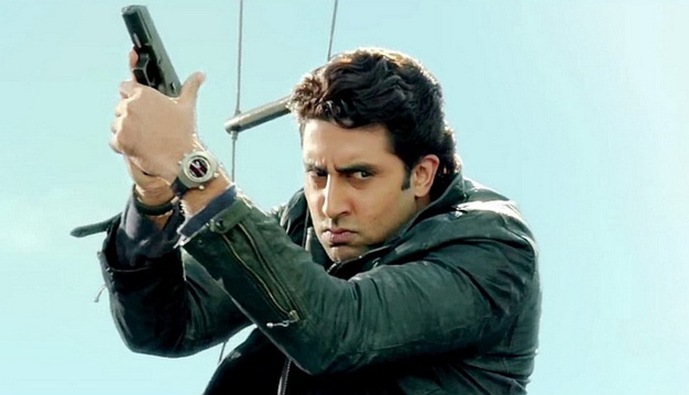 Dhoom 3 : Abhishek Bachchan porte une Omega Spacemaster Z-33