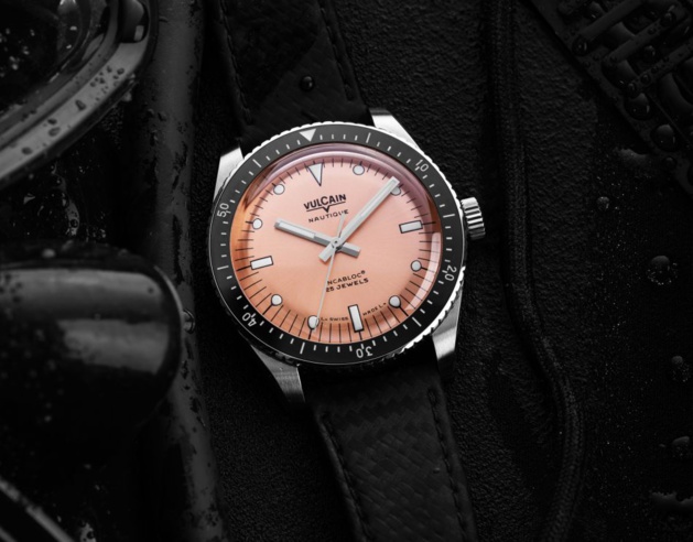Vulcain Skindiver : un cadran saumon très tendance Vulcain Skindiver : un cadran saumon très tendance