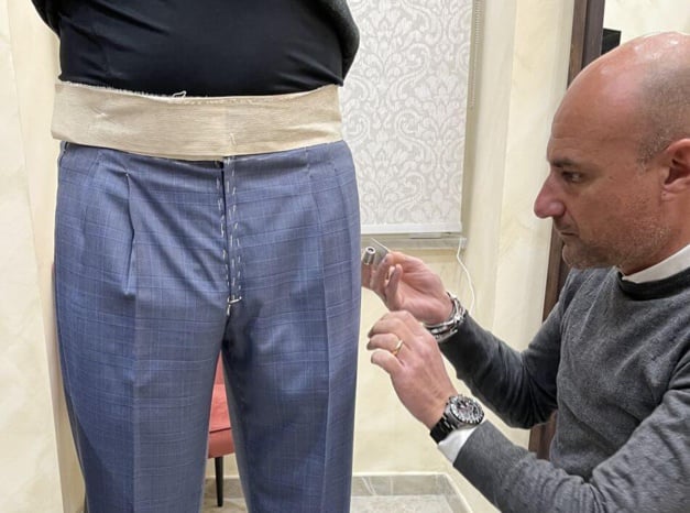 le frisson d'un pantalon bespoke par la maison familiale Sartoria Voglio le frisson d'un pantalon bespoke par la maison familiale Sartoria Voglio